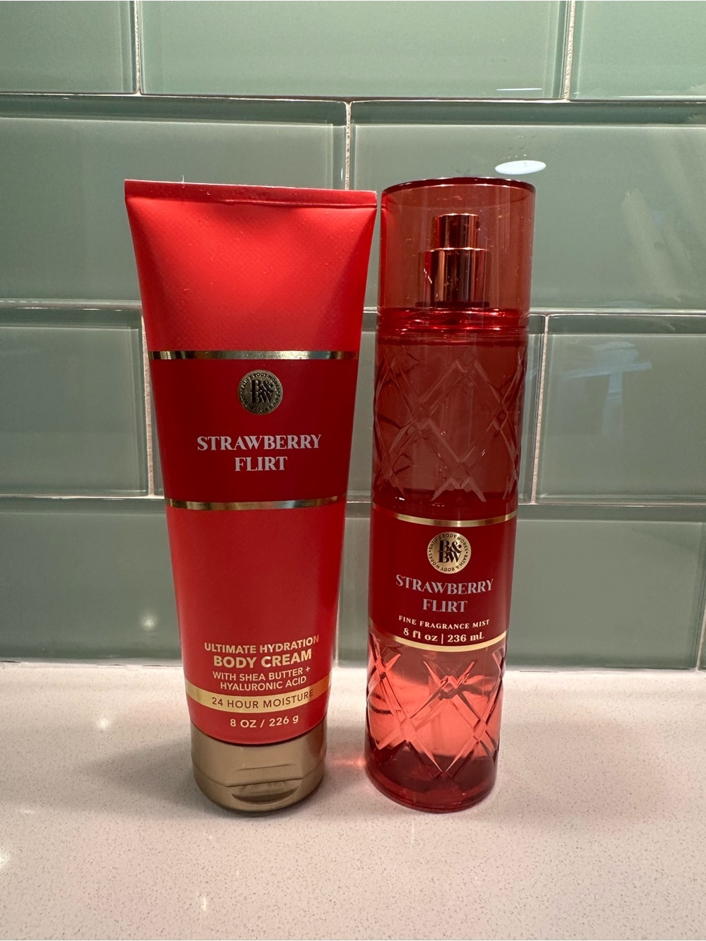 Bath & Body Works Strawberry Flirt Body Cream & Fragrance Mist